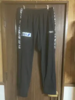 Item thumbnail for item e2fcbd1f-a773-42f1-9a1c-2903095f9149