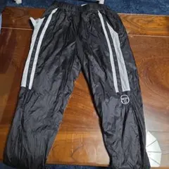 Sergio Tacchini ブラックパンツ Mサイズ