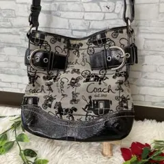 【美品】COACH（コーチ）ホースアンドキャリッジ（馬車）柄のショルダーバッグ