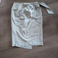 ベージュ ラップスタイル タイトスカート