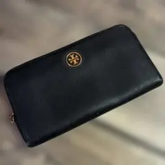 Tory Burch ラウンドファスナー長財布
