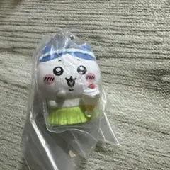 おまけ付き♪ちいかわ くだものいっぱいマスコット ハチワレ