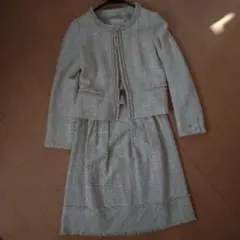 ベージュ ツイードスーツ ナチュラルビューティー