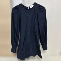 新品タグ付】UNITED ARROWS ノースリーブ ギャザー ブラウス 36 - メルカリ