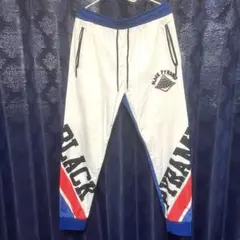 ブラックピラミッド　ストリートパンツ　クリスブラウン