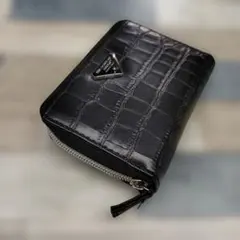 クロコダイル風ブラック二つ折り財布　ローソン