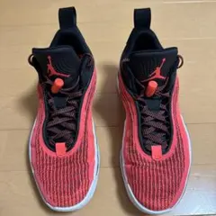ジョーダン36ロー　ブラッドオレンジ　Jordan レッド ブラック スニーカー