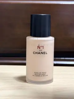 CHANEL フリュイドファンデーションN°1 ドゥシャネル B10