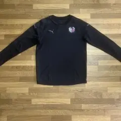 Puma ブラック 長袖シャツ チームエンブレム