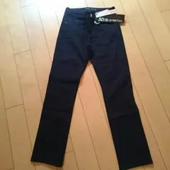 ユニクロのスキニージーンズです。
