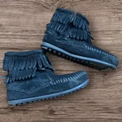 未使用 Minnetonka ミネトンカ 黒　フリンジ ブーツ　９ 15.5