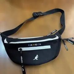 KANGOL ブラック ファニーパックのサムネイル