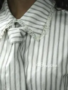 新品・未使用✨️BADBLUE ブラウス レース ネクタイ