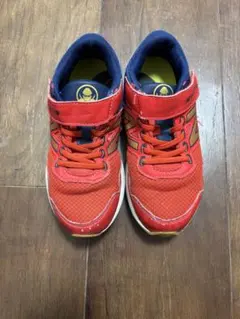 ２足セットキッズ　ニューバランス、瞬足