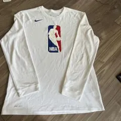 NIKE NBA ロゴプリント 長袖Tシャツ