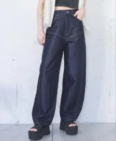 JEANASIS デニムパンツのサムネイル