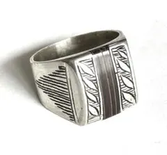 トゥアレグ族　ハンドメイド　シルバーリング