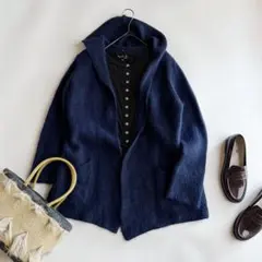 Item thumbnail for item 16646095-894a-43ce-8e59-233d2c2345e8