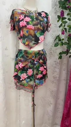 ベリーダンスレッスンウェアのサムネイル
