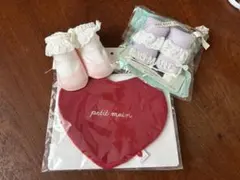 petit mainスタイ、bebe靴下