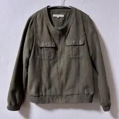 オリーブグリーン ノーカラージャケット