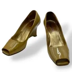Prada patent leather square high heelsのサムネイル