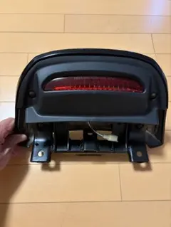 スカイウェーブ 純正 ストップランプ付 リアカウル スズキのサムネイル