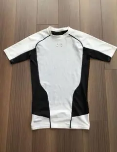 UNDER ARMOUR METAL アンダーアーマー 白 黒