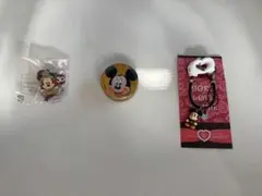 ディズニー　バッチ　缶　キーホルダー