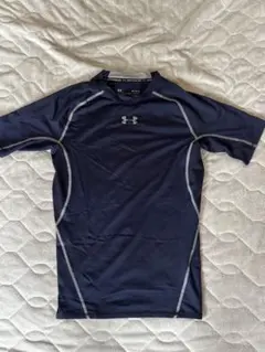 Under Armour コンプレッションアンダーシャツ Mサイズ　ネイビー