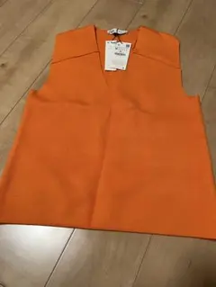 ZARA デザインニットベスト　オレンジ