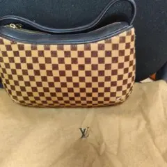 Louis Vuitton ダミエパターン バッグ