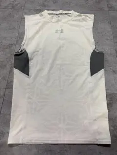 Under Armour タンクトップ