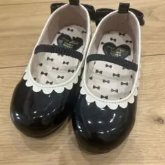 リボン付き黒フォーマルシューズ