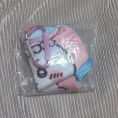 ちいかわ　ダイカットポーチ　ガチャガチャ