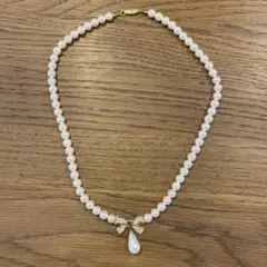 パール風ネックレス