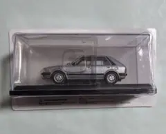 アシェット 国産名車コレクション マツダ 323 （1983） 1/43のサムネイル