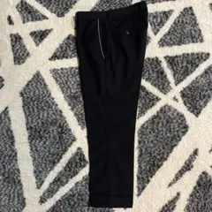 GUメンズ ロールアップ クロップド スラックス パンツ ブラック Sサイズ