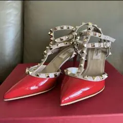 Valentino 赤 エナメル ハイヒールのサムネイル