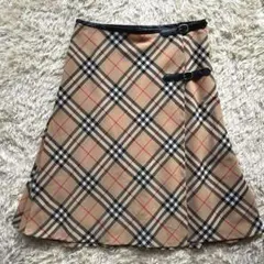 定番　バーバリー ノバチェック　ラップ 巻きスカート フレア　ベルト付