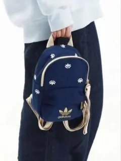 新品　アディダス　ミニリュック