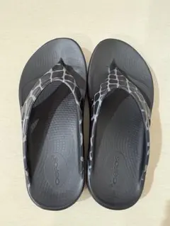 OOFOS リカバリーサンダル ビーチサンダル24cm Combo Camo - メルカリ
