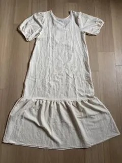 【値下げ】Discoat / アイボリー 半袖シャツワンピース フレアスカート