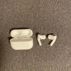 AirPods Pro 本体 ホワイト 充電ケース付き　片耳だけジャンク品