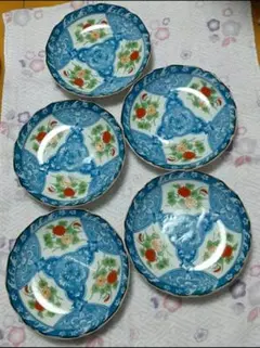 青い花柄の陶器皿 4枚セット - メルカリ