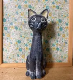 ダークグレー猫の木製置物のサムネイル