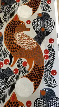 マリメッコ　ケトゥンマルヤ　Ketunmarja 　１リピート