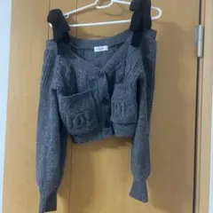 ダーリッチ カーディガン グレー ケーブルニット オフショルダーカーディガン