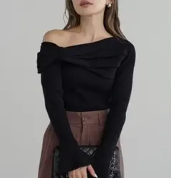 BONJOUR SAGAN クロスオフショル風ベルスリーブニット　ブラック