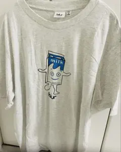 GU ×Blur ミルクくんTシャツ